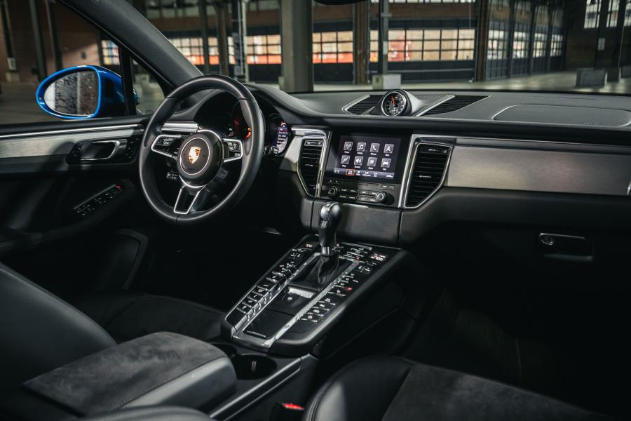 Торпедо Porsche Macan GTS (95B) 2016 года  (NA) (фото 7 из 31)